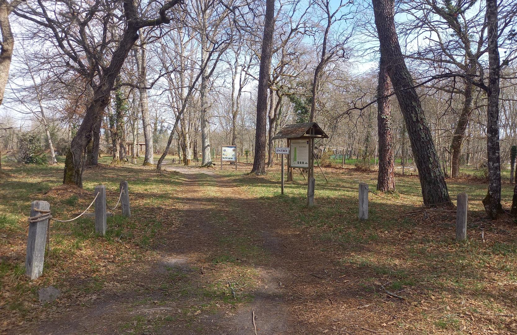 Photo de l'entrée du site